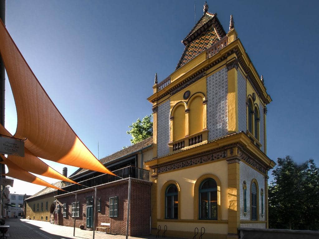 Street Art & Skate Exhibit