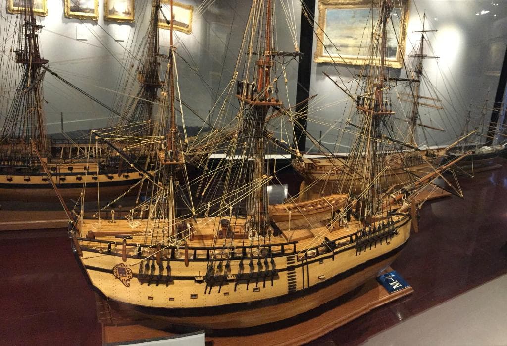 Very large and detailed ship model