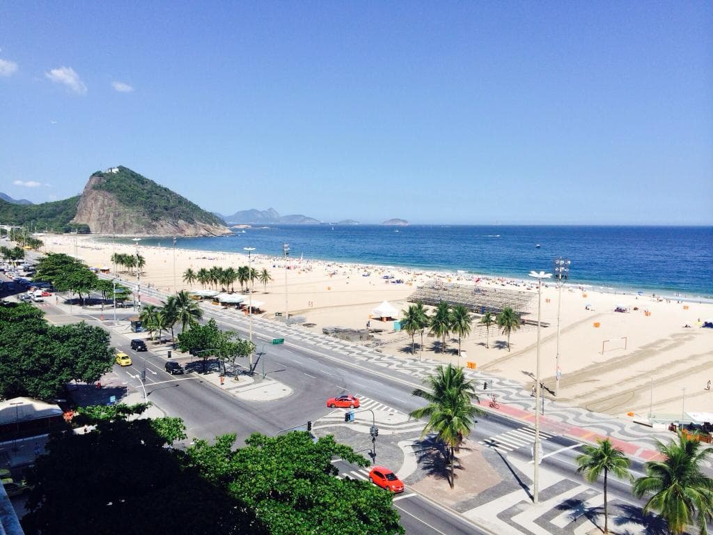 Vista do sétimo andar, em frente a praia de Copacabana!