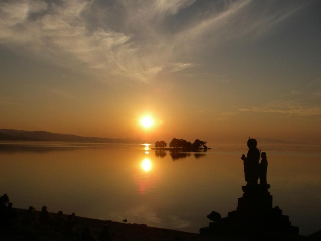 沈む夕陽