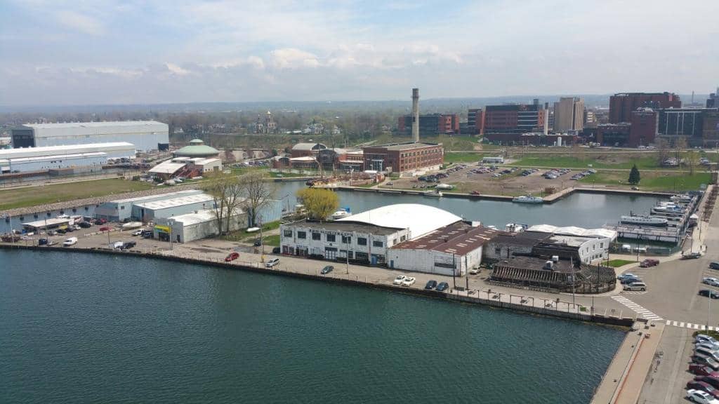 Panoramic Lake Erie Views