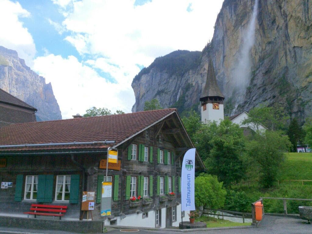 Lauterbrunnen - Talmuseum - exterior view
