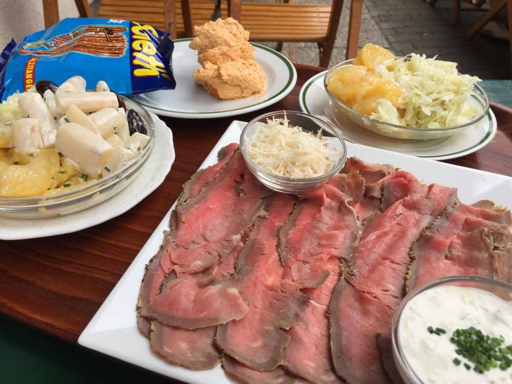 Delicious Food & Friendly Service