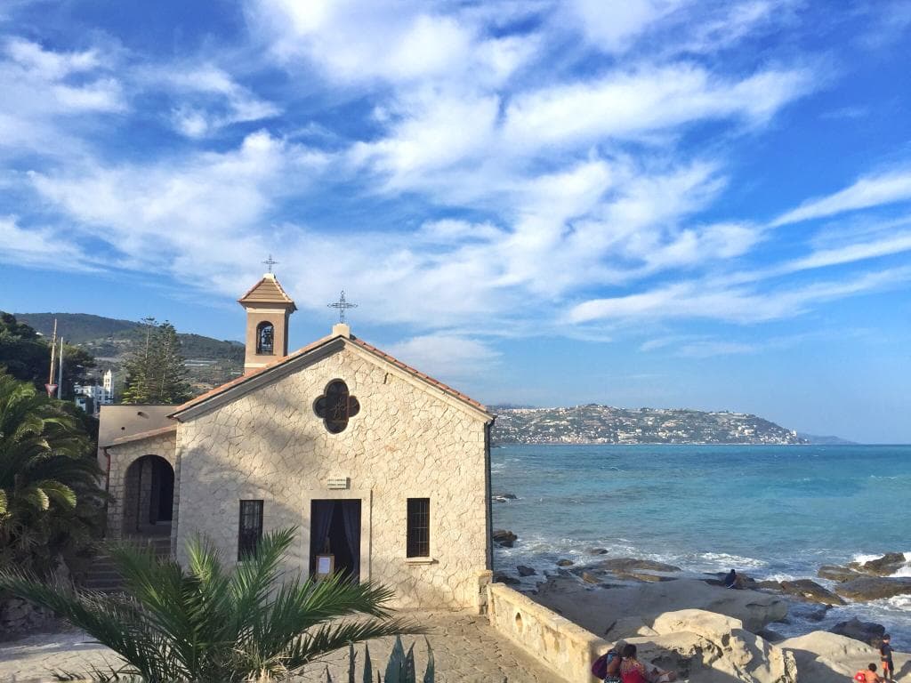 Beautiful view in a beautiful place! If you want to make good photos: welcome!