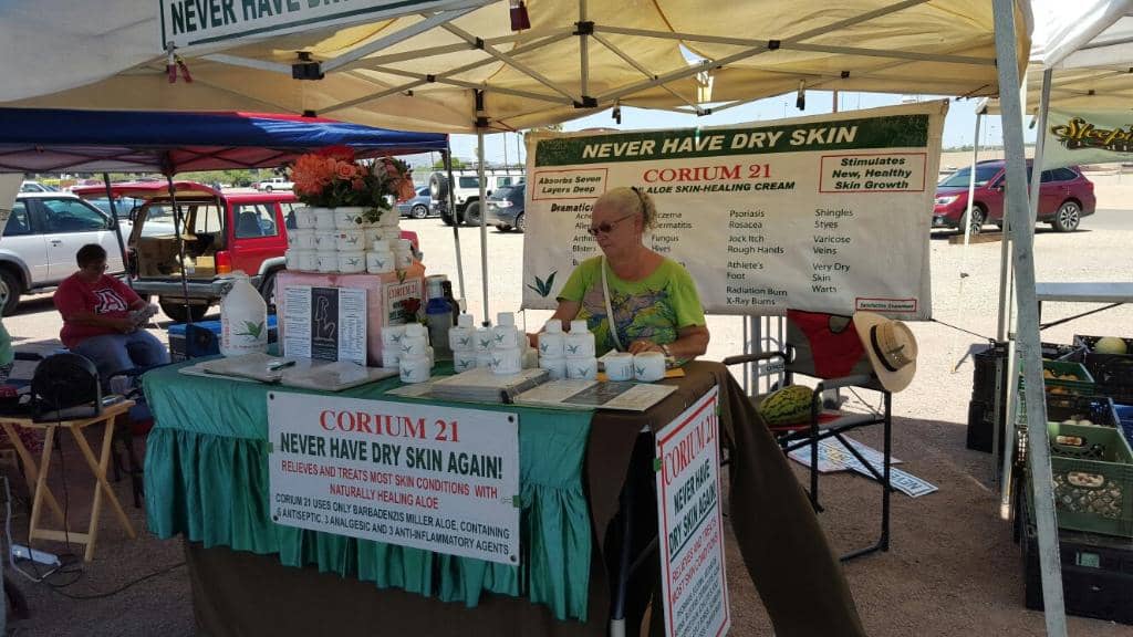 Live Music & Community Vibe