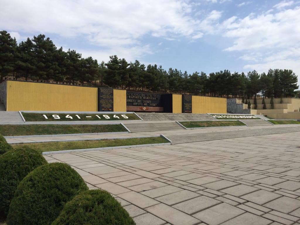 Alley of Heroes