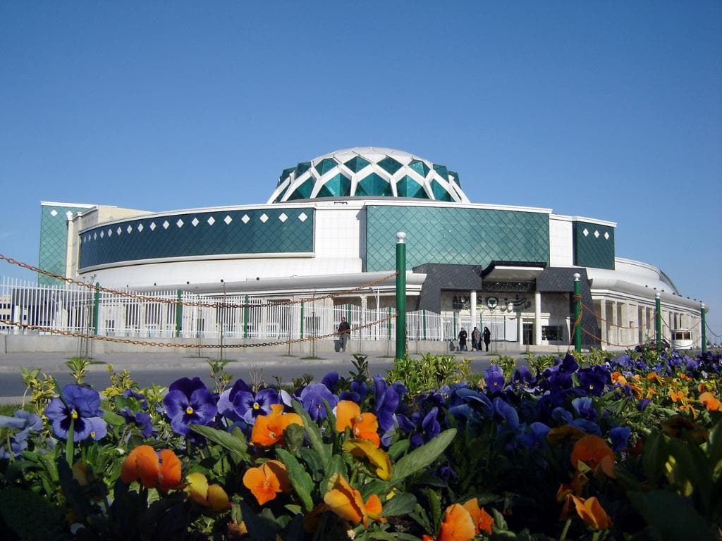 Almas-Shargh Mall
