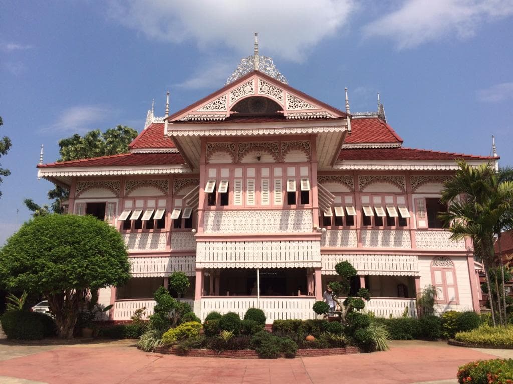 คุ้มวงศ์บุรี