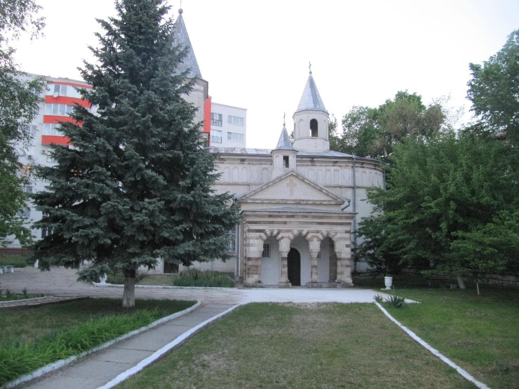 Армянская Апостольская Церковь Святой Богородицы – Кишинев