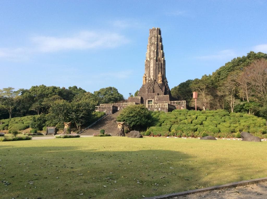平和の塔2