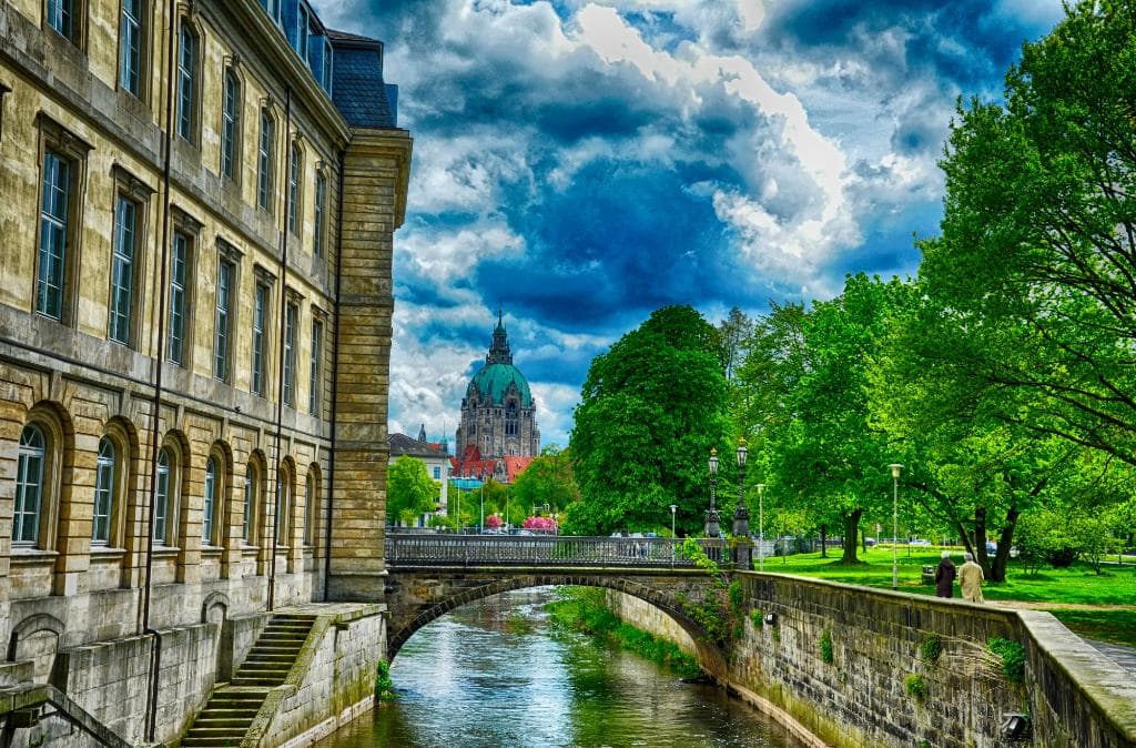 Blick zum Rathaus