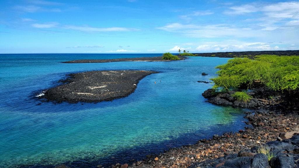 Kīholo Bay