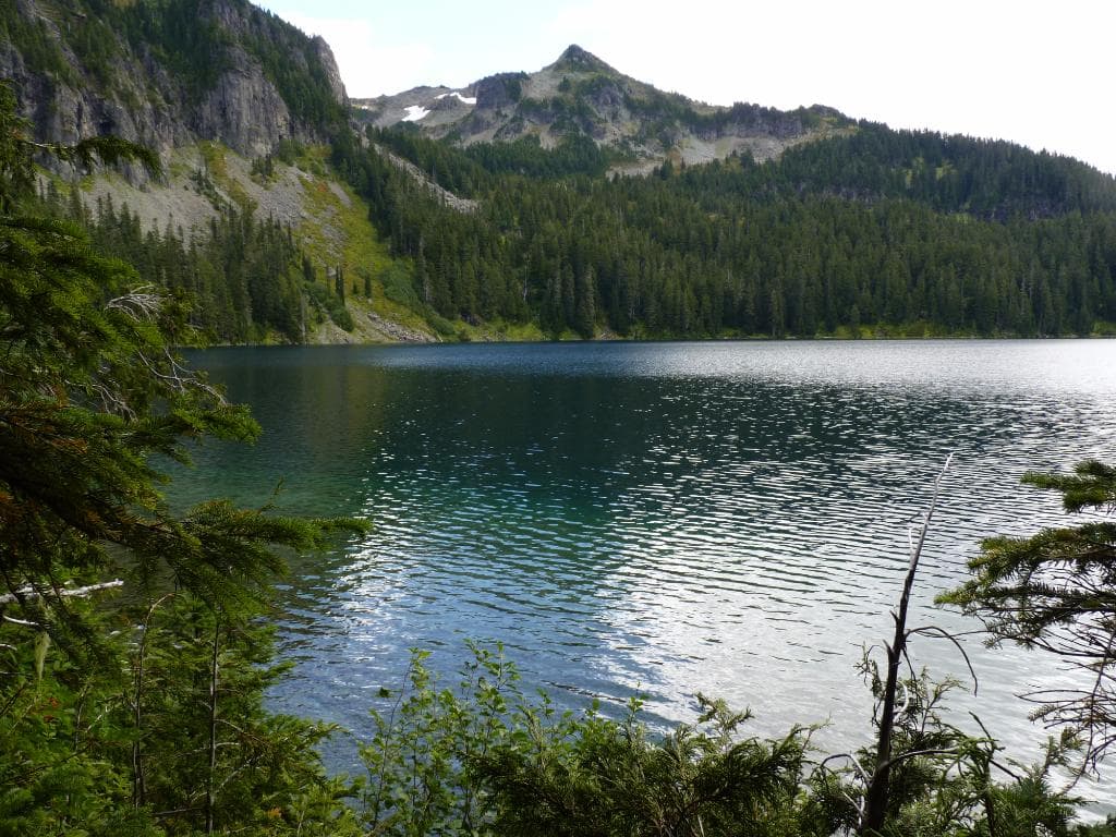 MOWICH LAKE