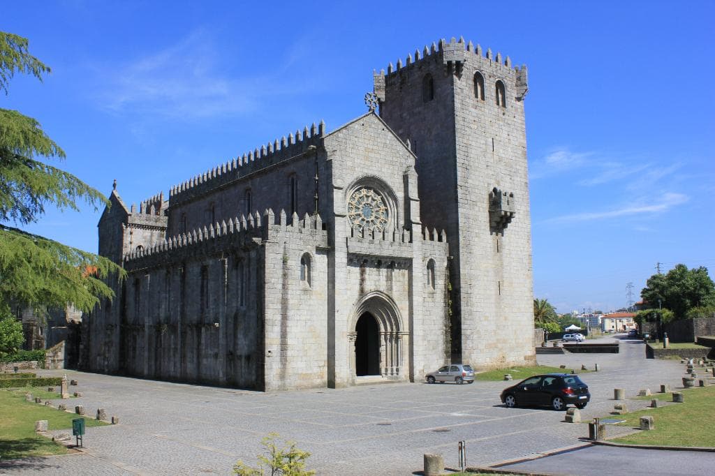Mosteiro de Leça do Balio