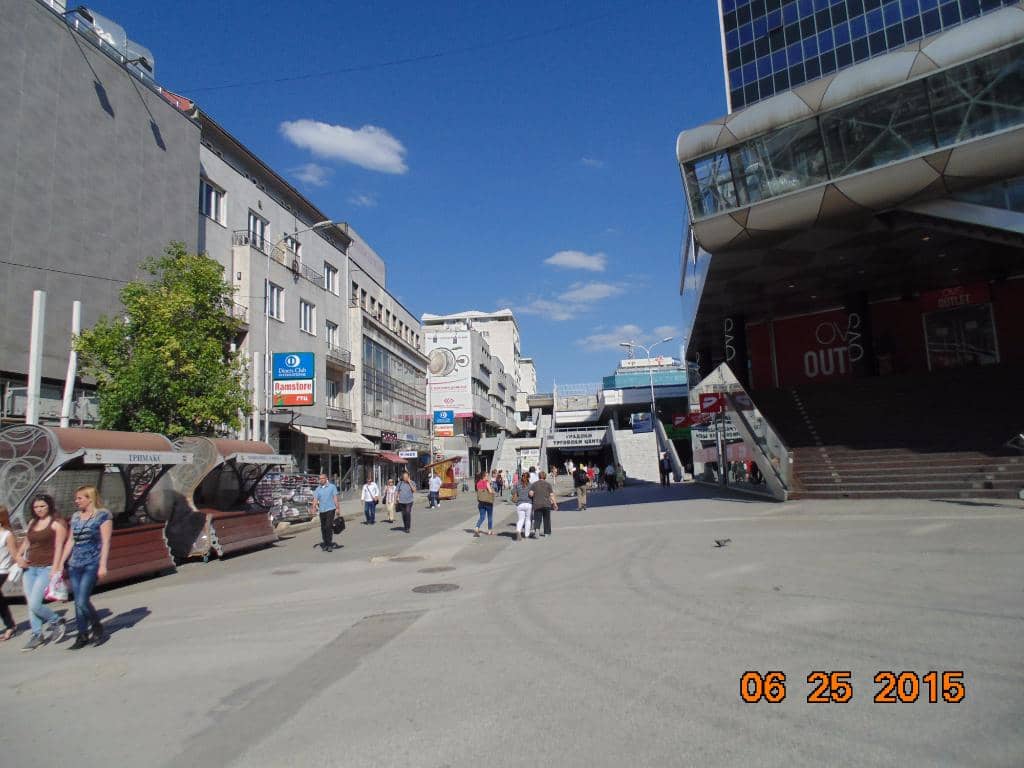 Unique Open-Plan Architecture