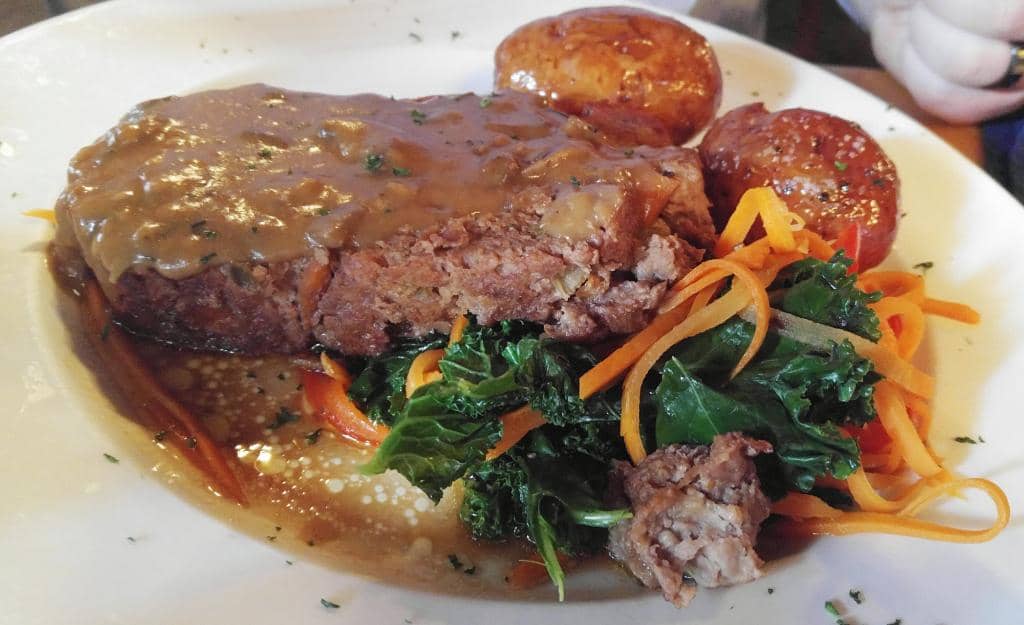 Historic & Cozy Ambiance