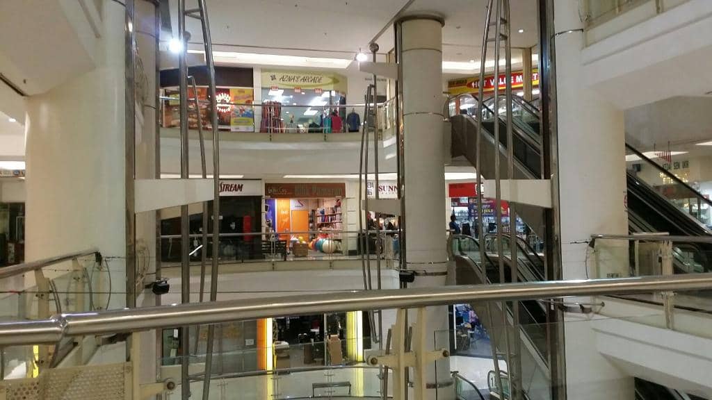Collectible & Hobby Shops