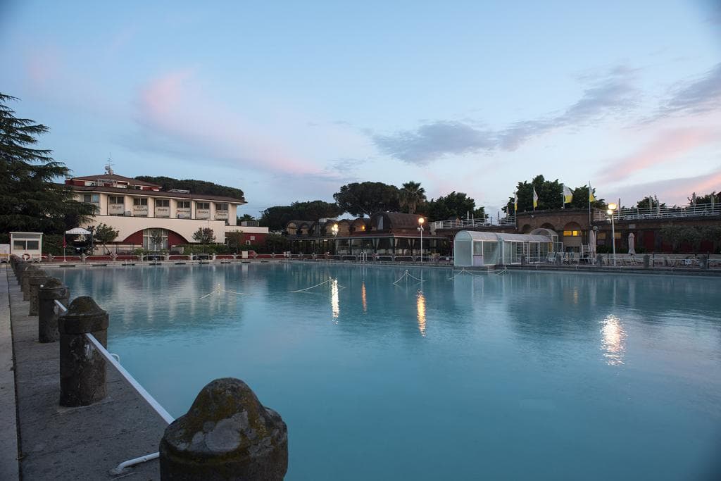 Piscina termale