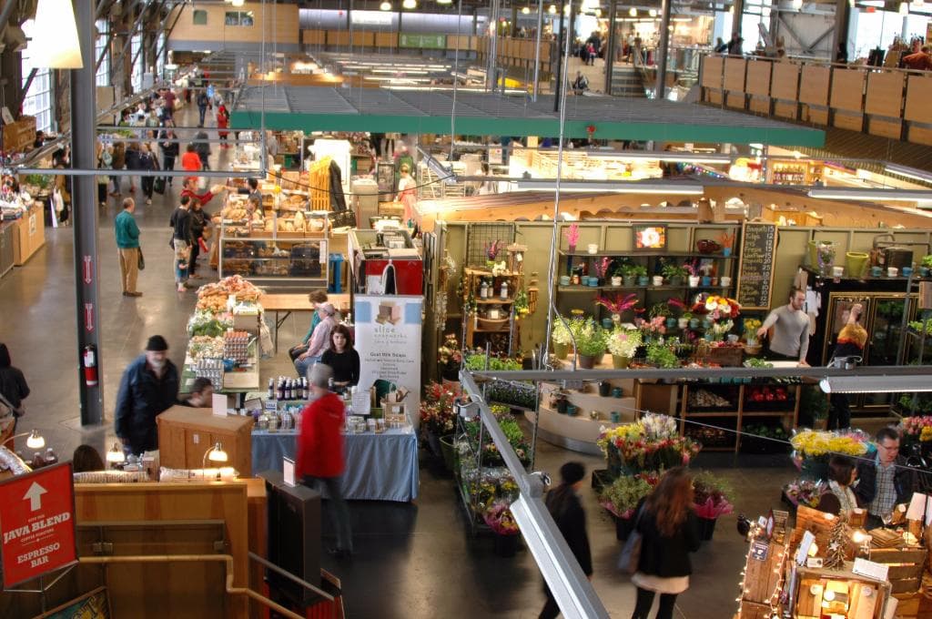 Market view from upstairs (sorry it's blurry).
