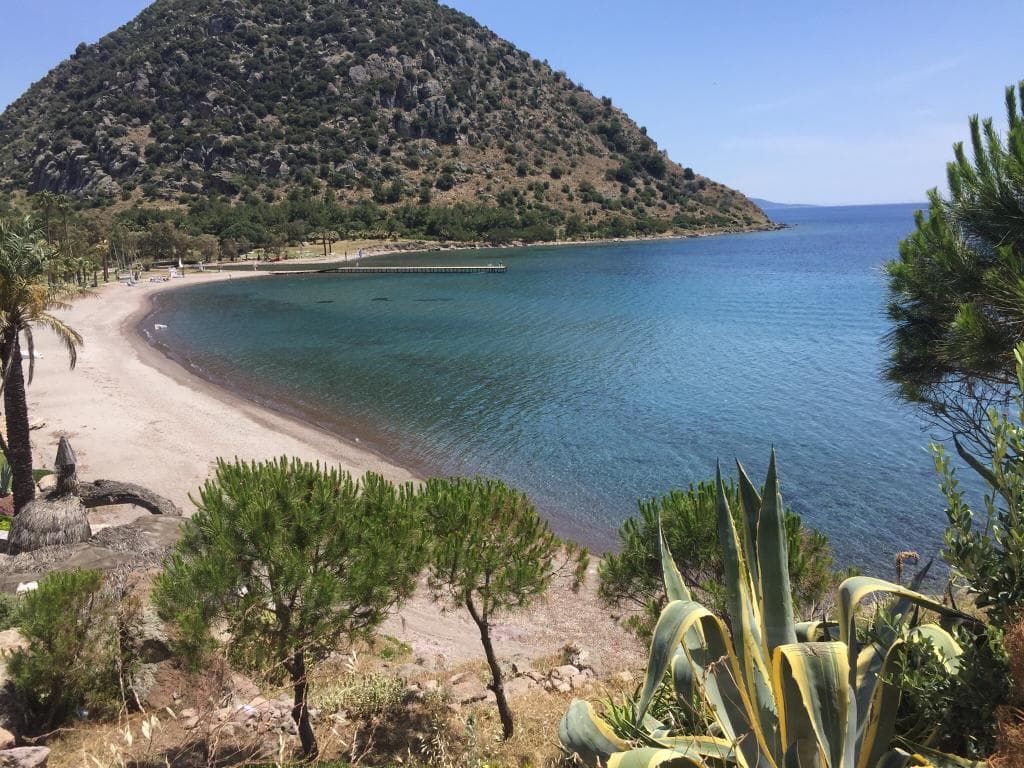 Çocuklu aileler için güzel bir koy