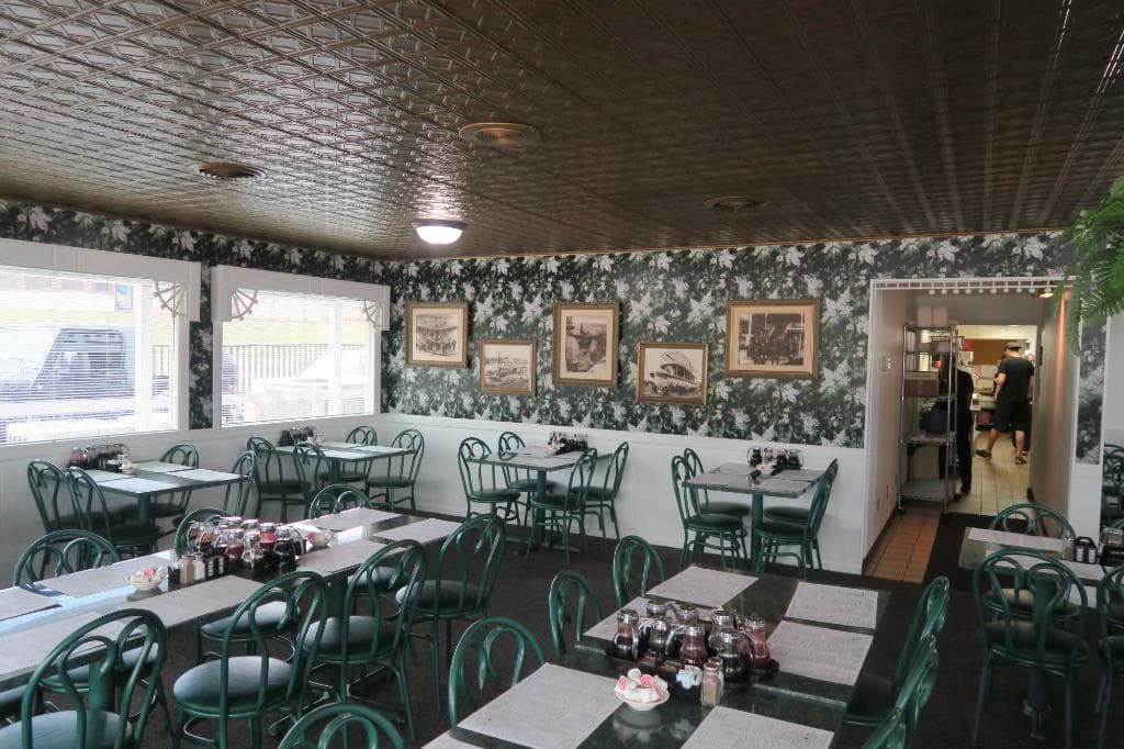 Mr. Pancake Restaurant