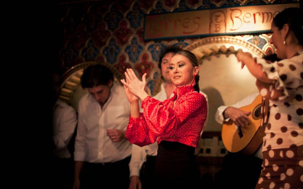 Exquisite Arabic-Inspired Decor