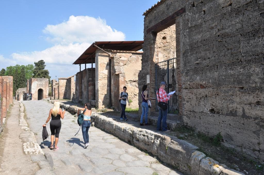 House of the Surgeon Pompeii