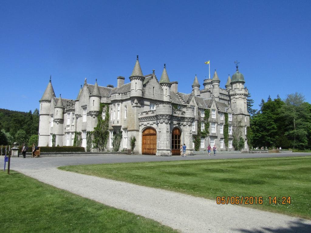 balmoral castle