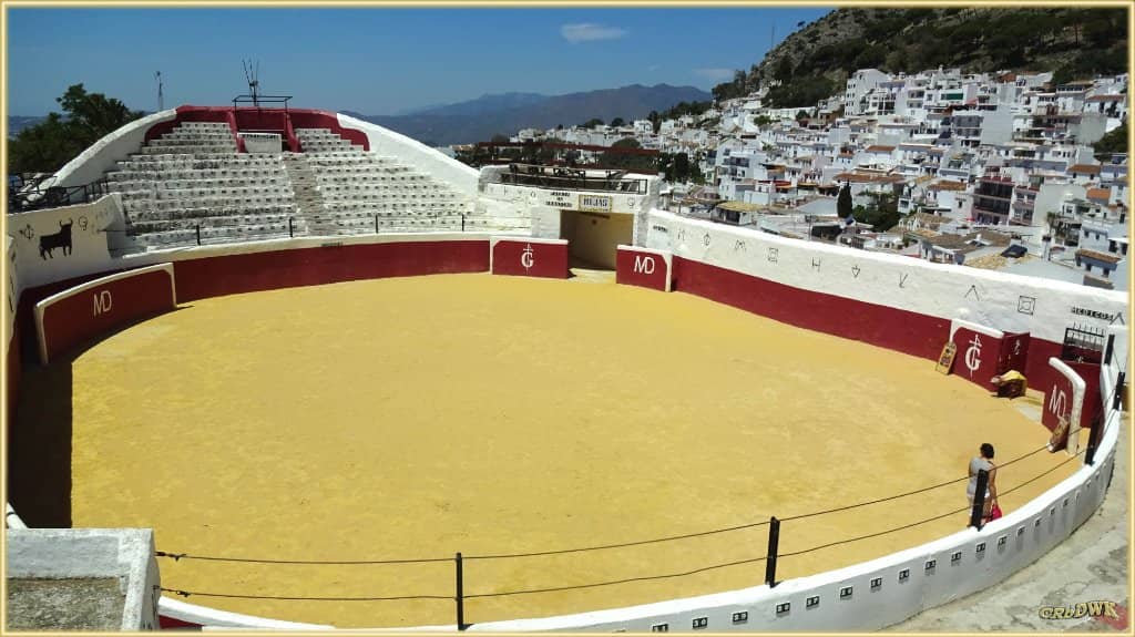 Málaga's Festive Square