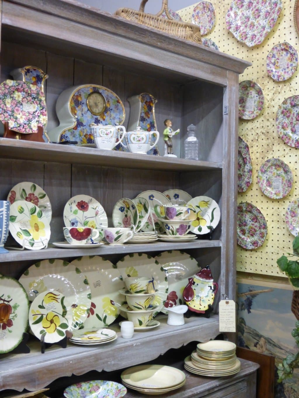 Montgomery Street Antique Mall