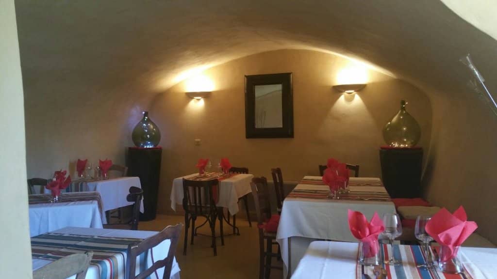 Cozy Atmosphere & Friendly Vibe