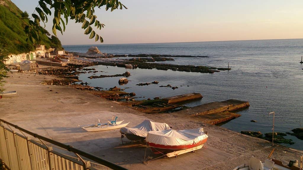 Passetto Beach Promenade