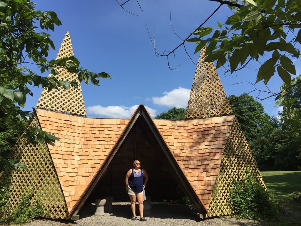 This is a must visit!!! What a wonderful way to display art. You can either just drive thru. O