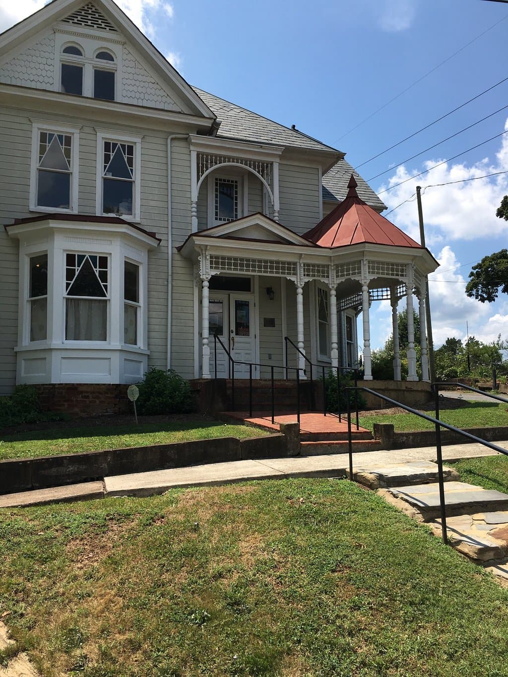 A quick visit for some local black history!!
We caught one of the board members there who was gr
