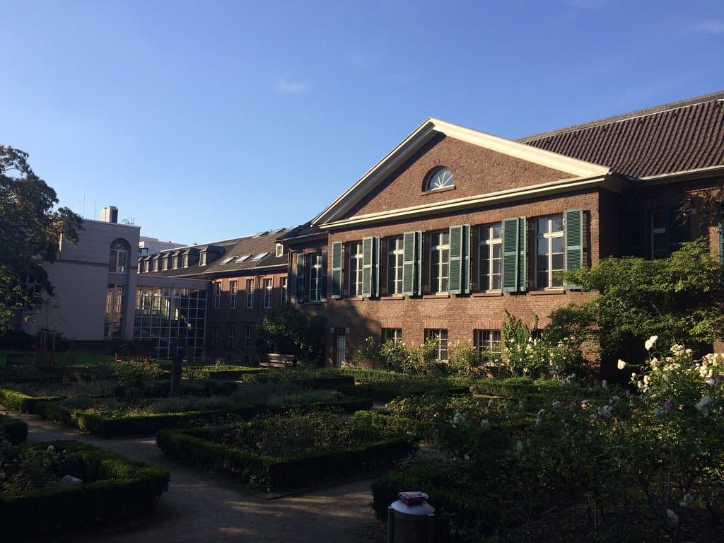 Museu, prédio novo e antigo