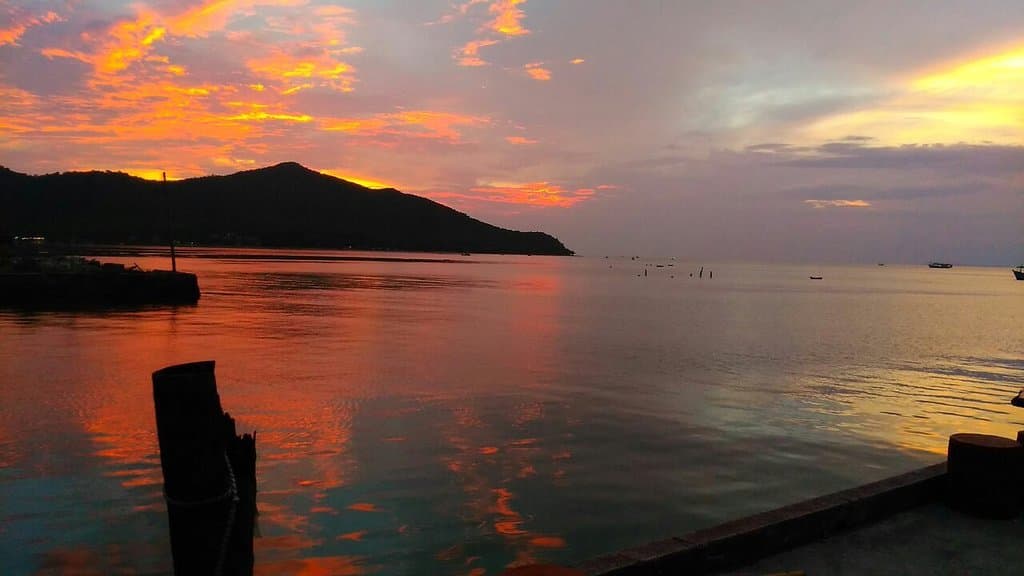Bang Saray Beach