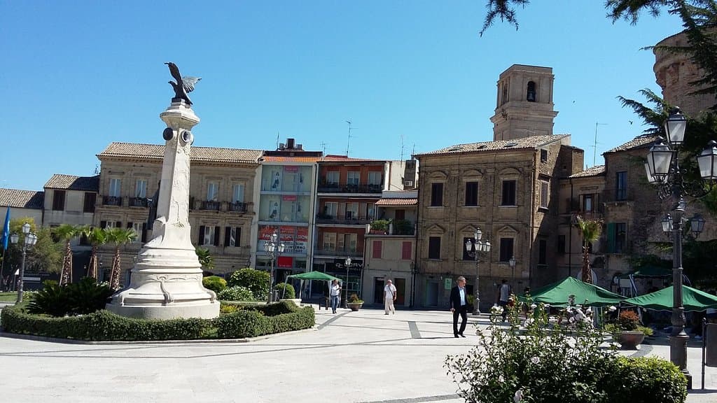 vista in piazza rossetti