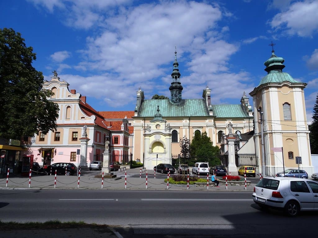 Костел Архангела Михаила