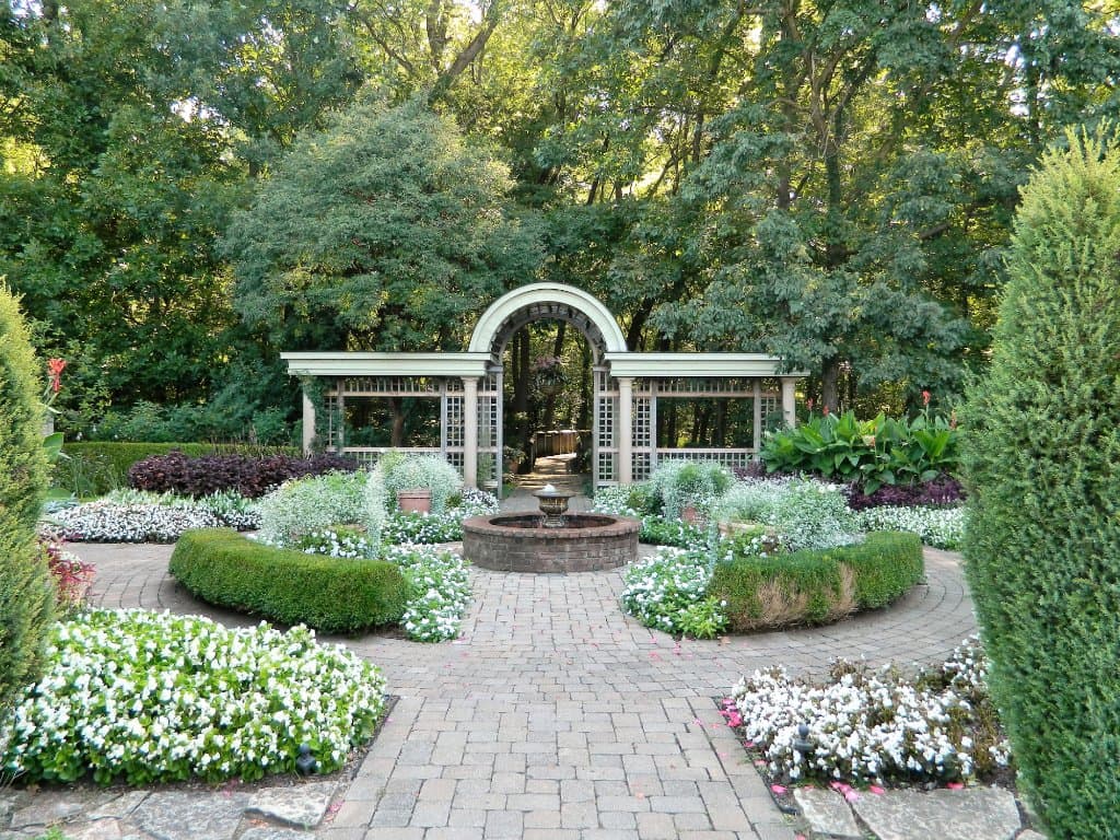 Probably the most beautiful spot at the gardens and a great photo opportunity