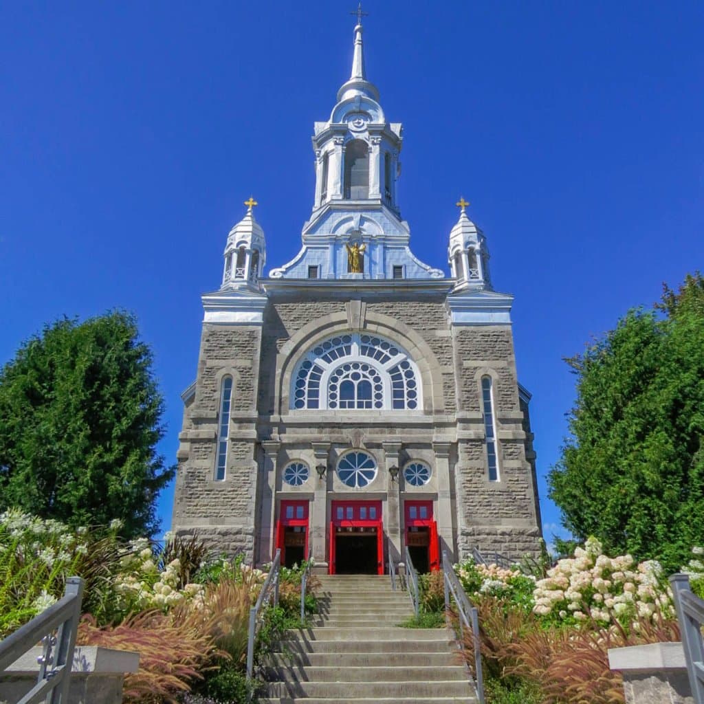 Church of St. Saveur des Monts, photo by Mike Keenan