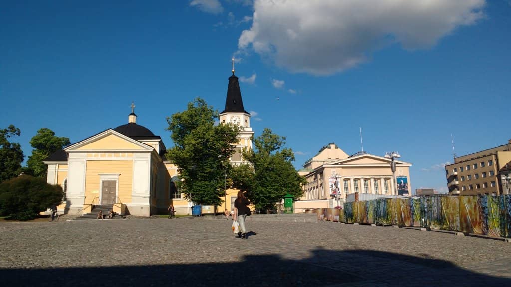 Local Boutiques and Cafes