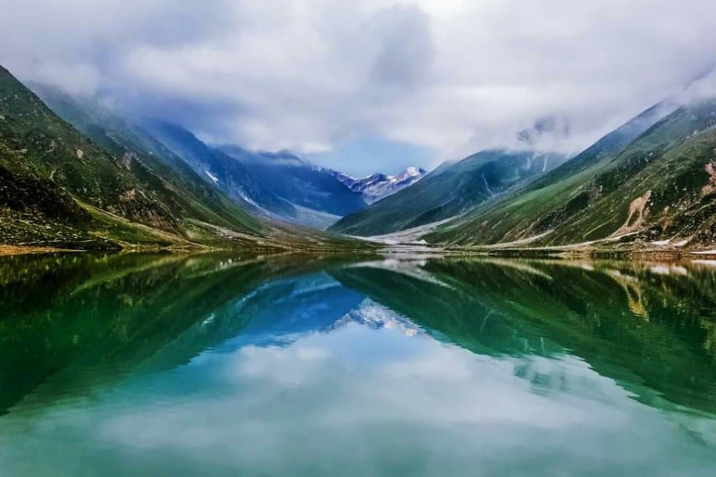 Saif-ul-Muluk Lake