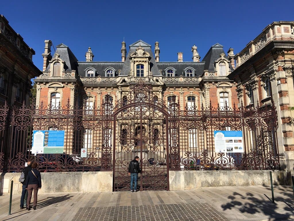 Avenue de Champagne Épernay