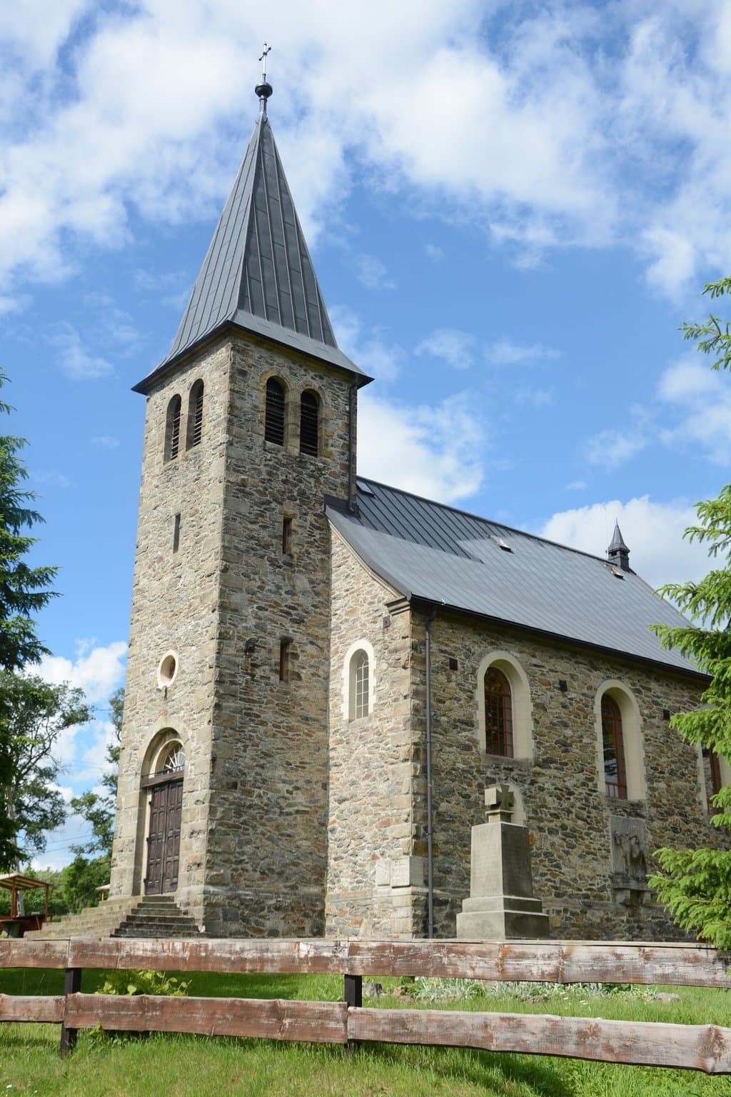 Church of Saint Anthony in Lasowka