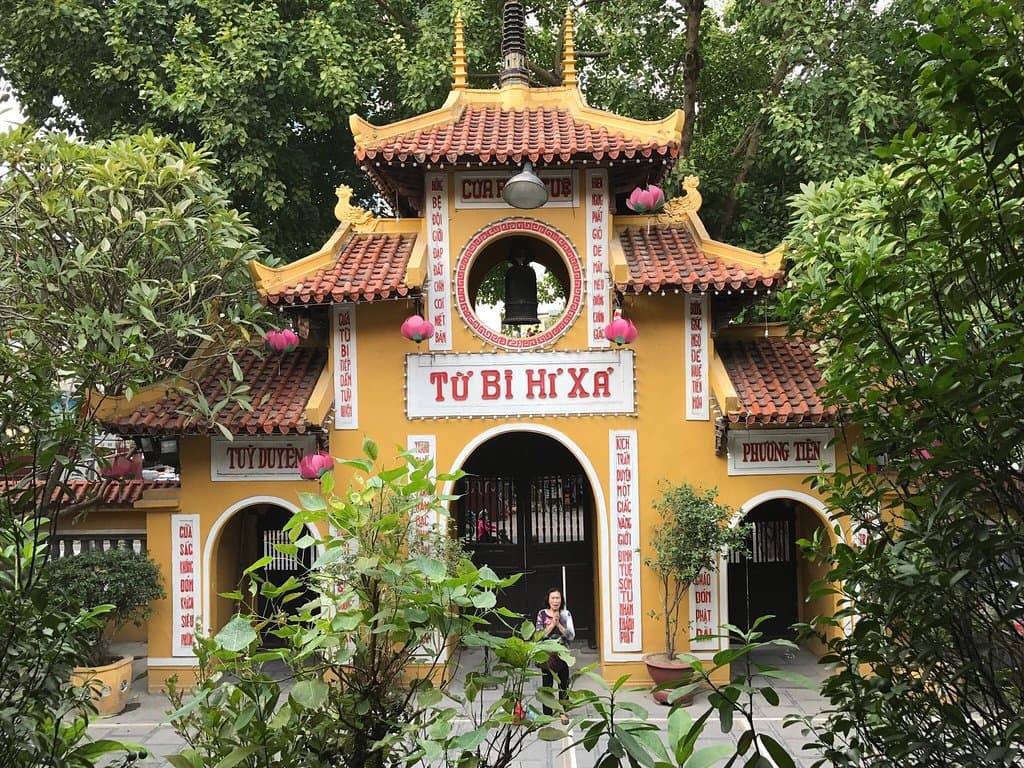 Ambassador's Pagoda (Chua Quan Su)