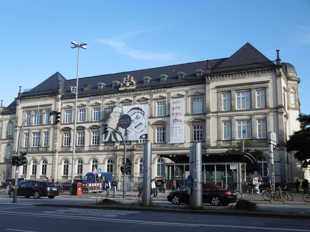 Verner Panton's Spiegel Room