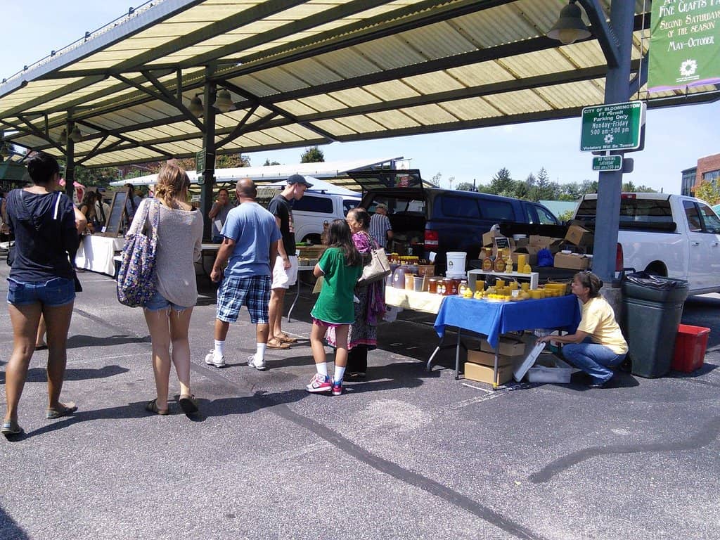 Local Crafts & Flowers