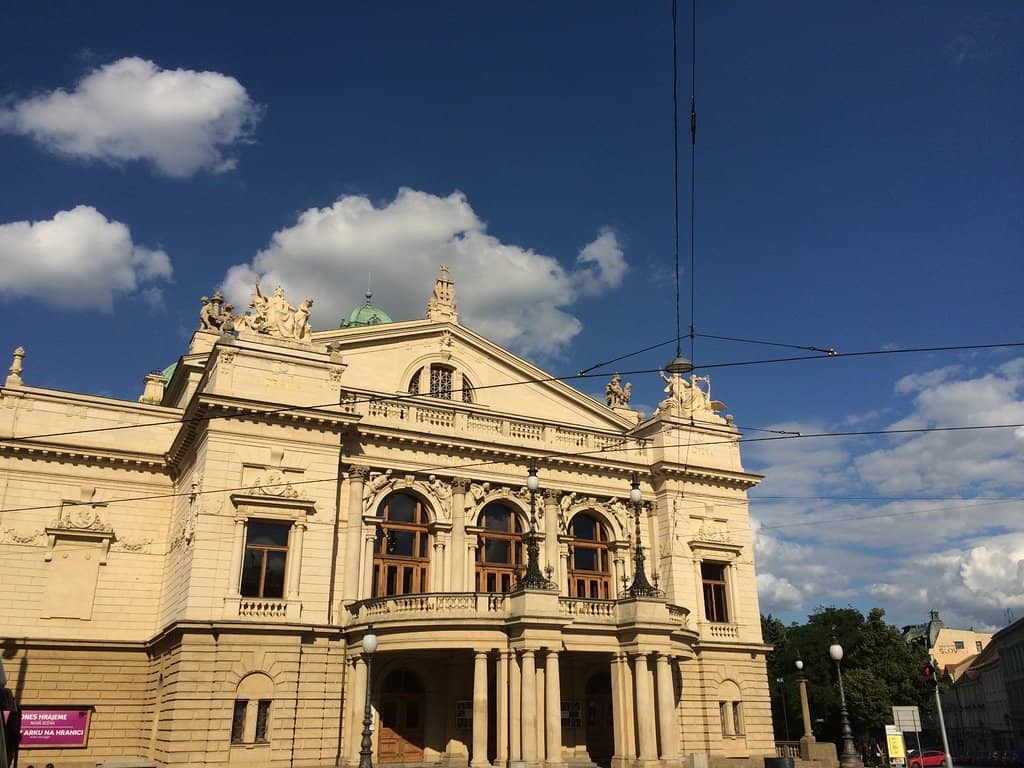 Behind-the-Scenes Tour