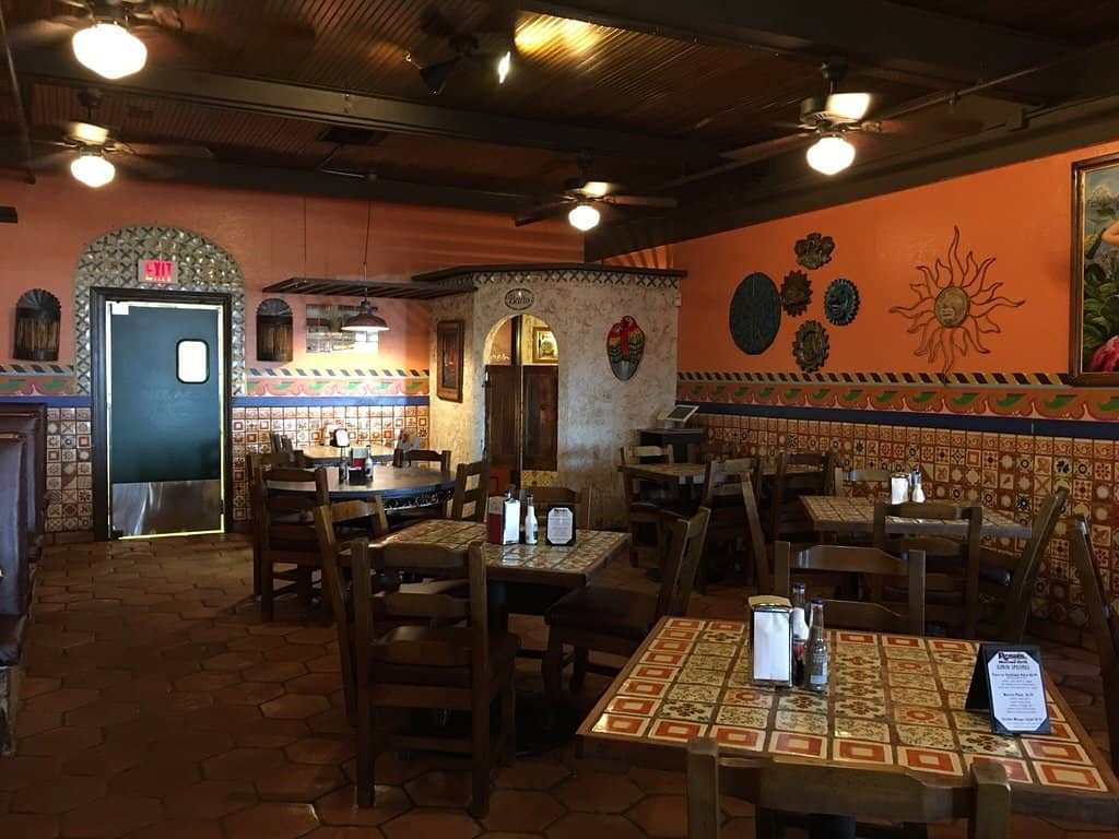 Rustic Ambiance & Great Beach Vibes