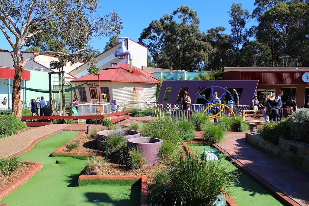 Outside mini golf